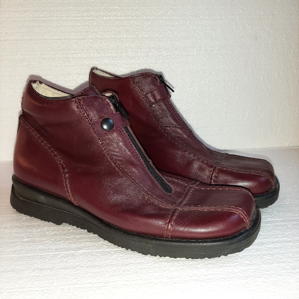 Buckle My Shoe Boots, Italy, Brown Leather